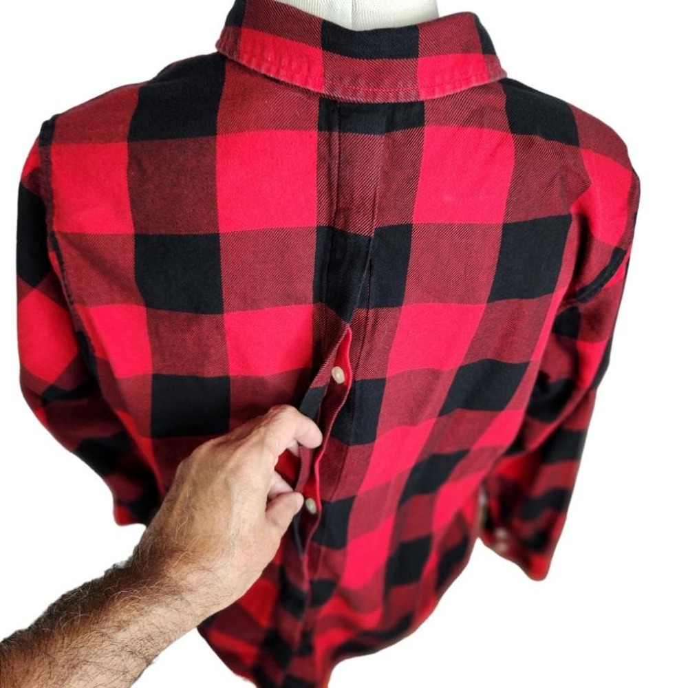 Levi's Ultimate Boyfriend Button Back Shirt Women's Medium Red Buffalo Plaid - Picture 7 of 13